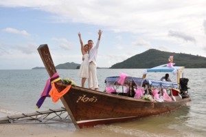 Тайланд манит туристов свадьбами